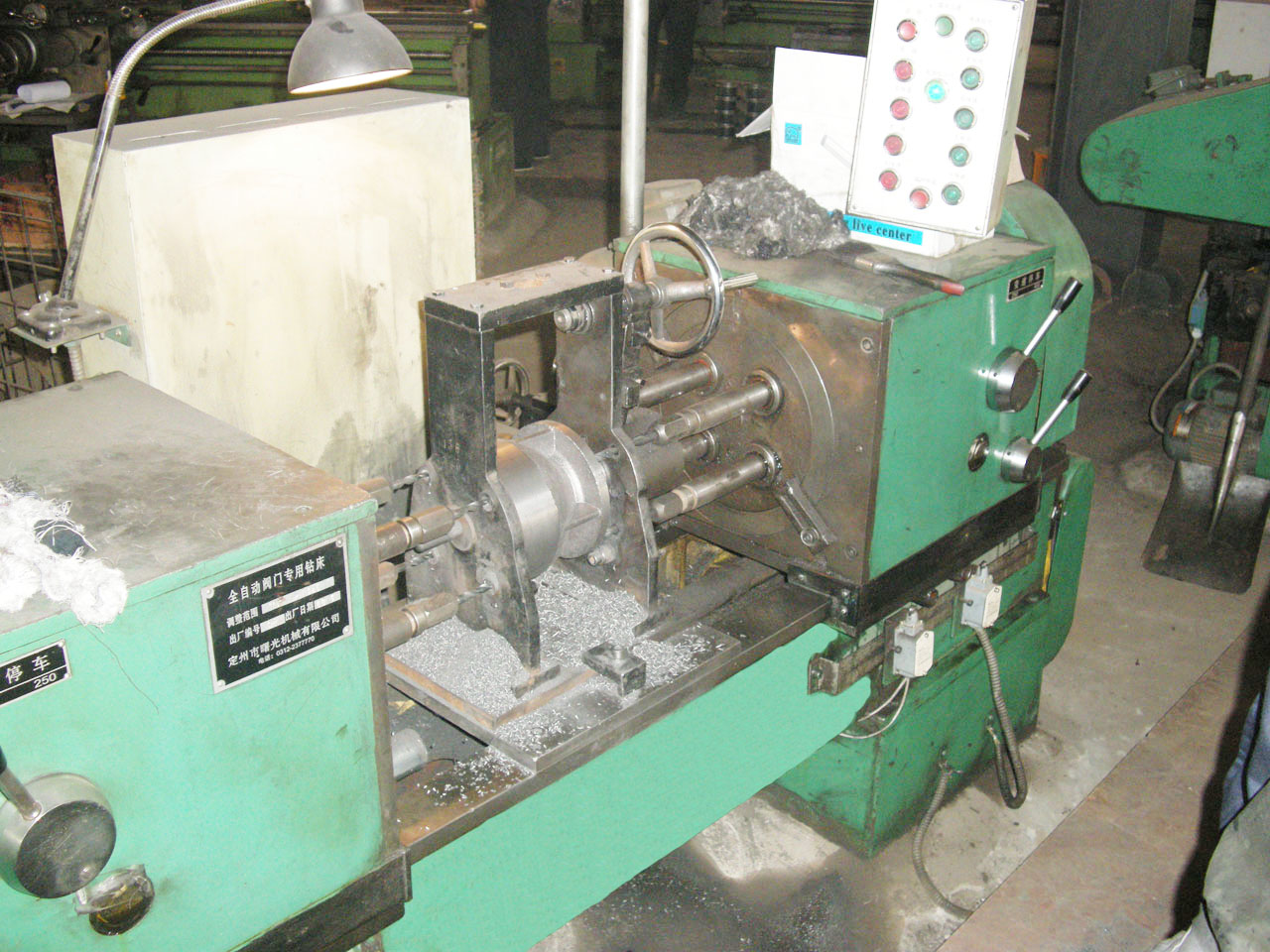 機(jī)加工車(chē)間